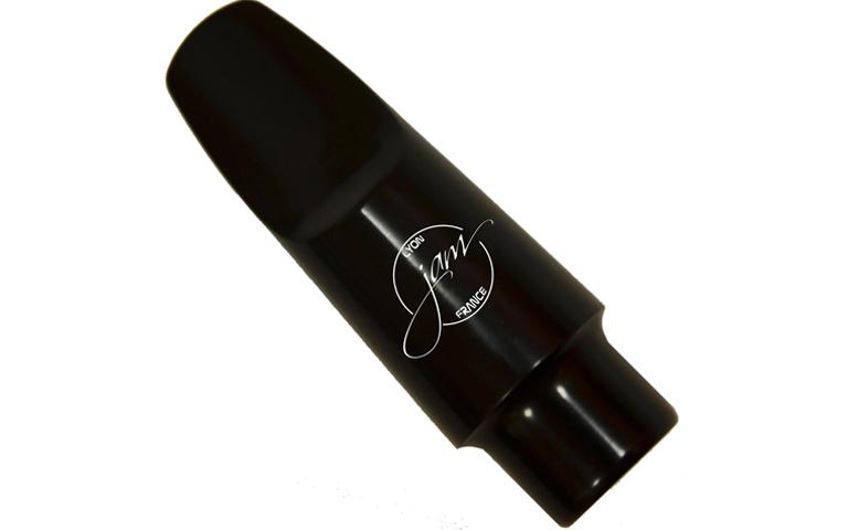 Jazz mouthpiece for alto saxophone